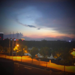 美女裸体㊙️撒尿偷拍
